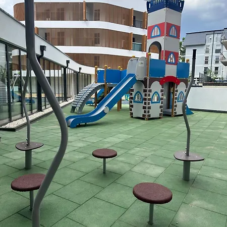 Apartament Wakacyjny Baltic Waves Resort - Taras 180 M2 Мендзиздроє Екстер'єр фото